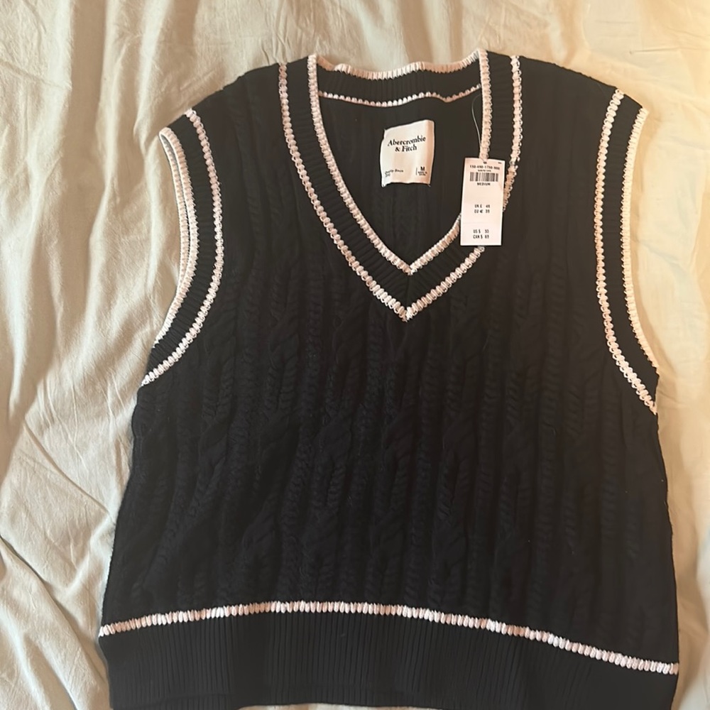 A&F oversized sweater vest